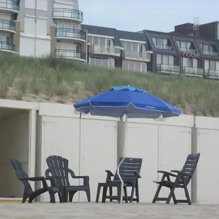 Apartment Boulevardsuites Egmond aan Zee